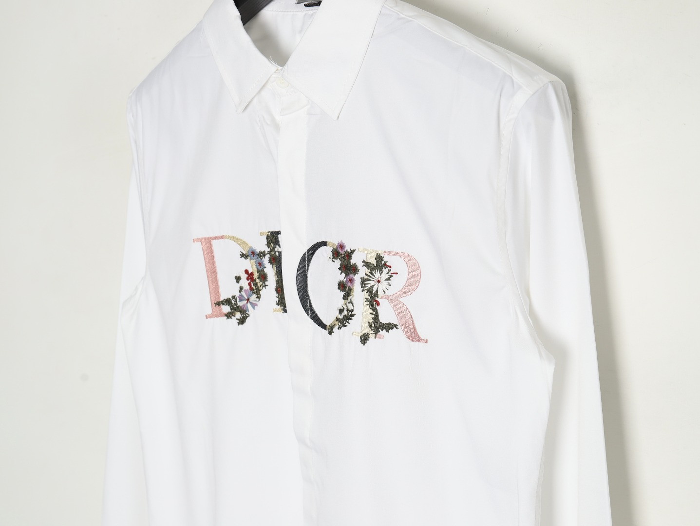 D10r Long-sleeved Shirts