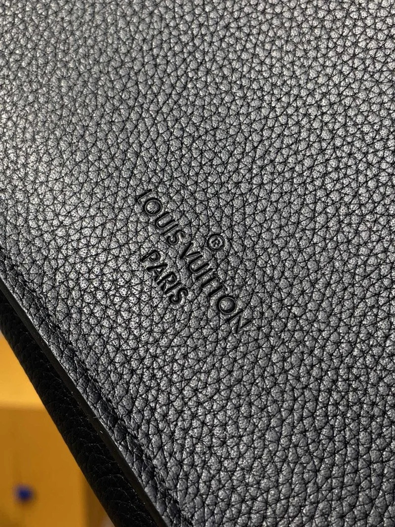 LV SLINGBAG M57081