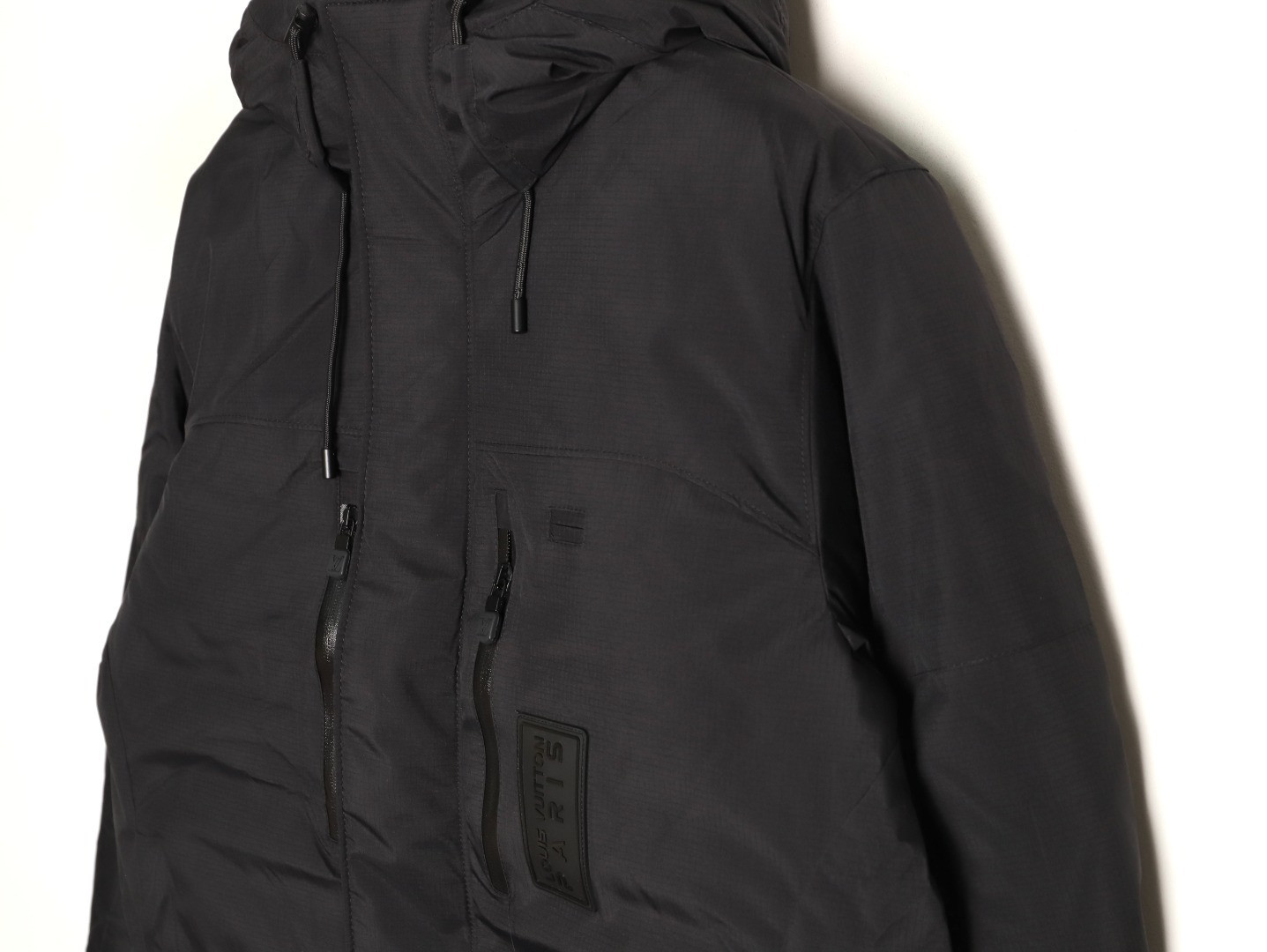 L0vis Vvtt0n 23Fw Short Puffer jacket