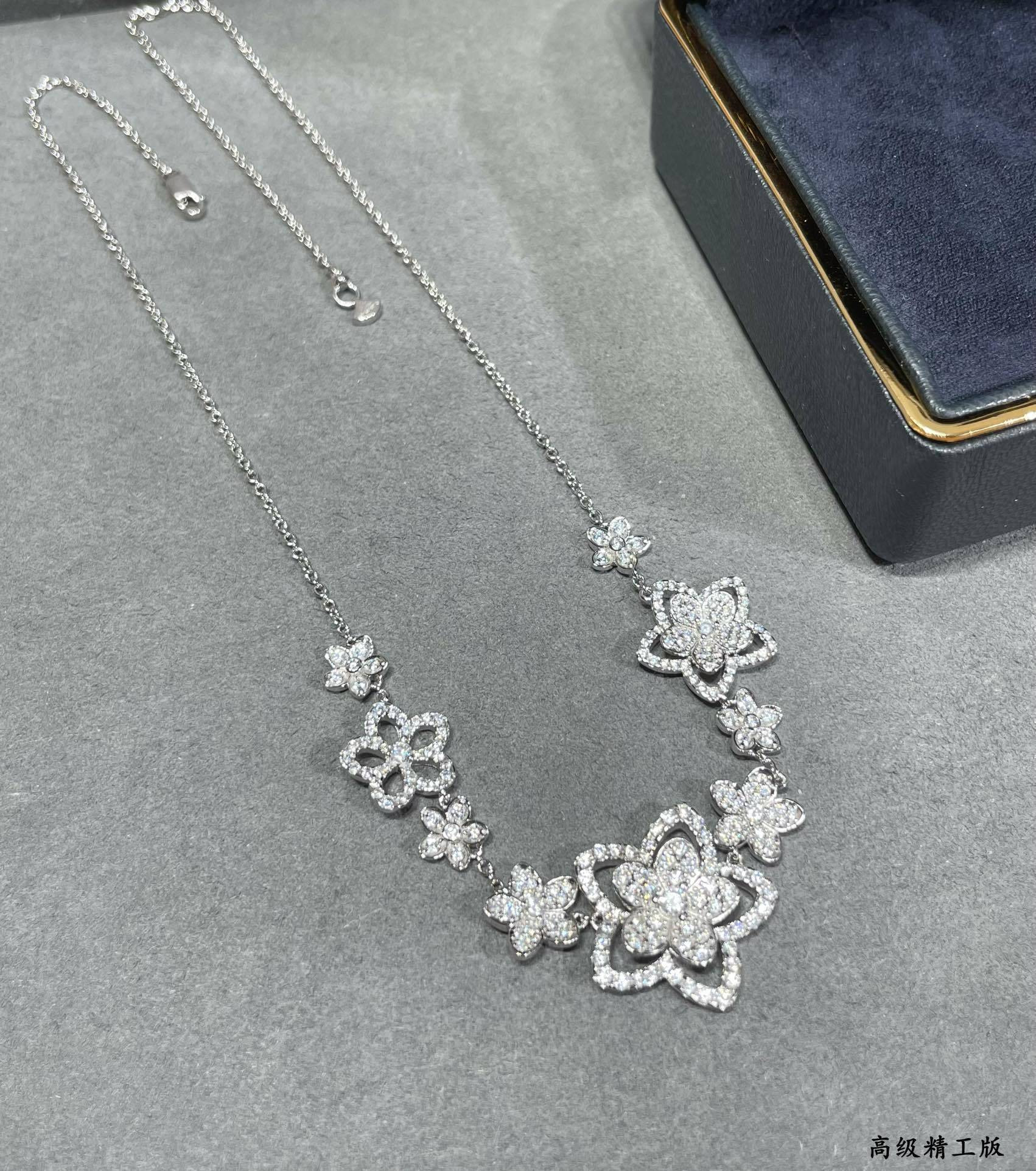Graff Multi-flower necklace