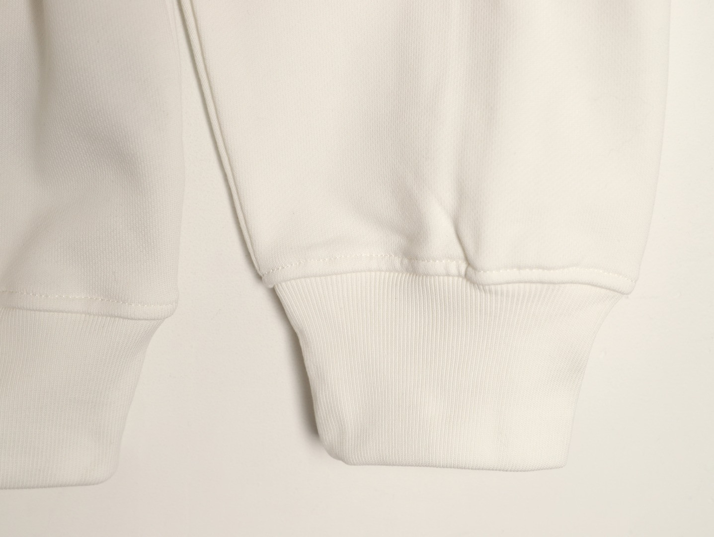 D10r Hoodies
