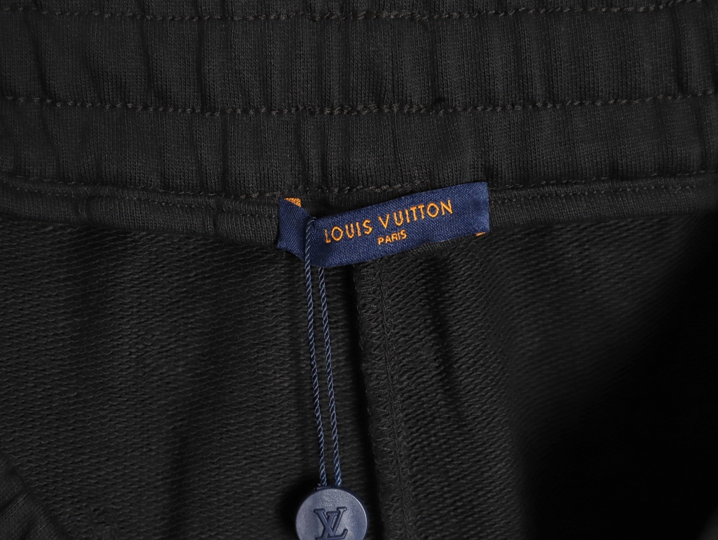 L0vis Vvtt0n 25Fw Pants Suit