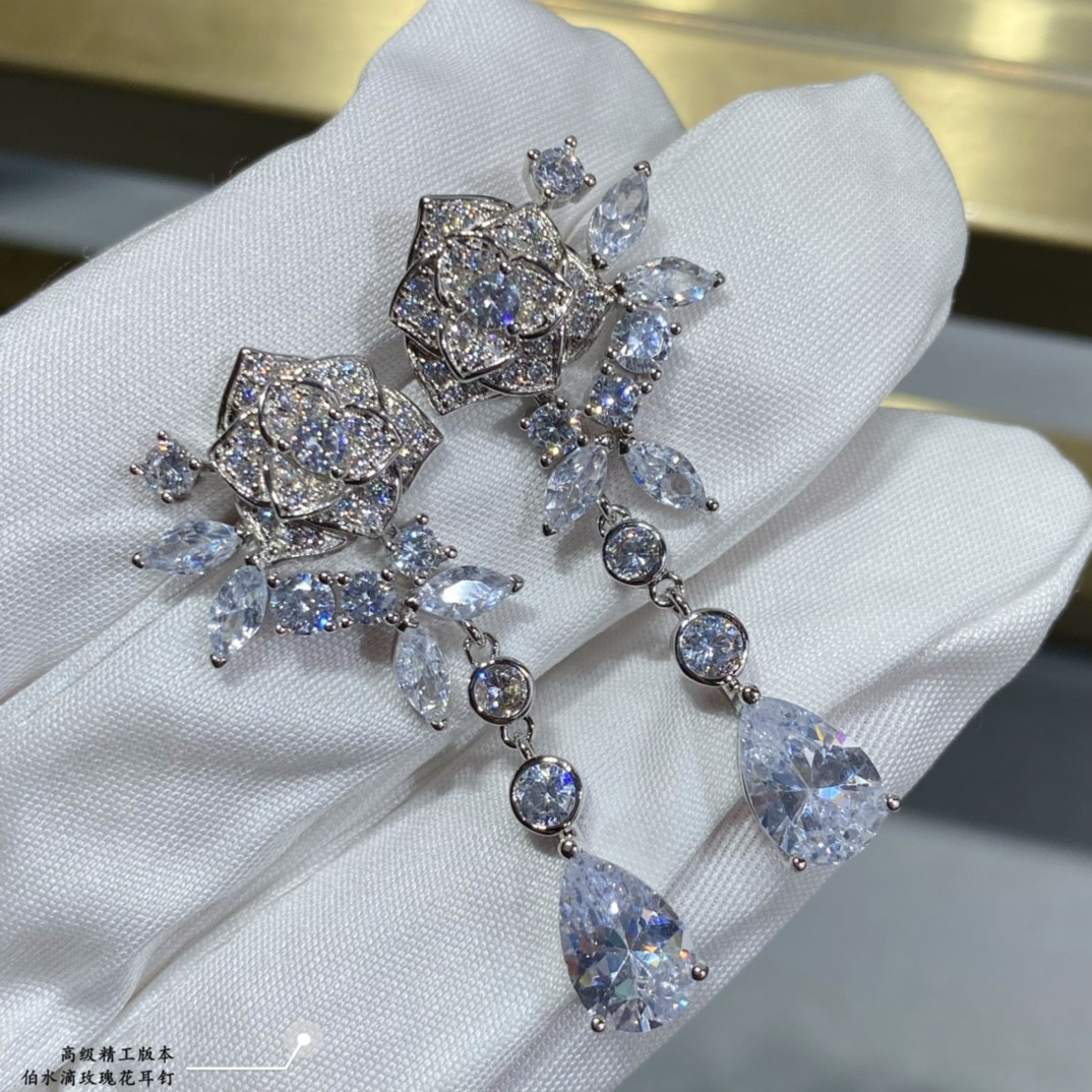 Piaget Teardrop rose Earrings