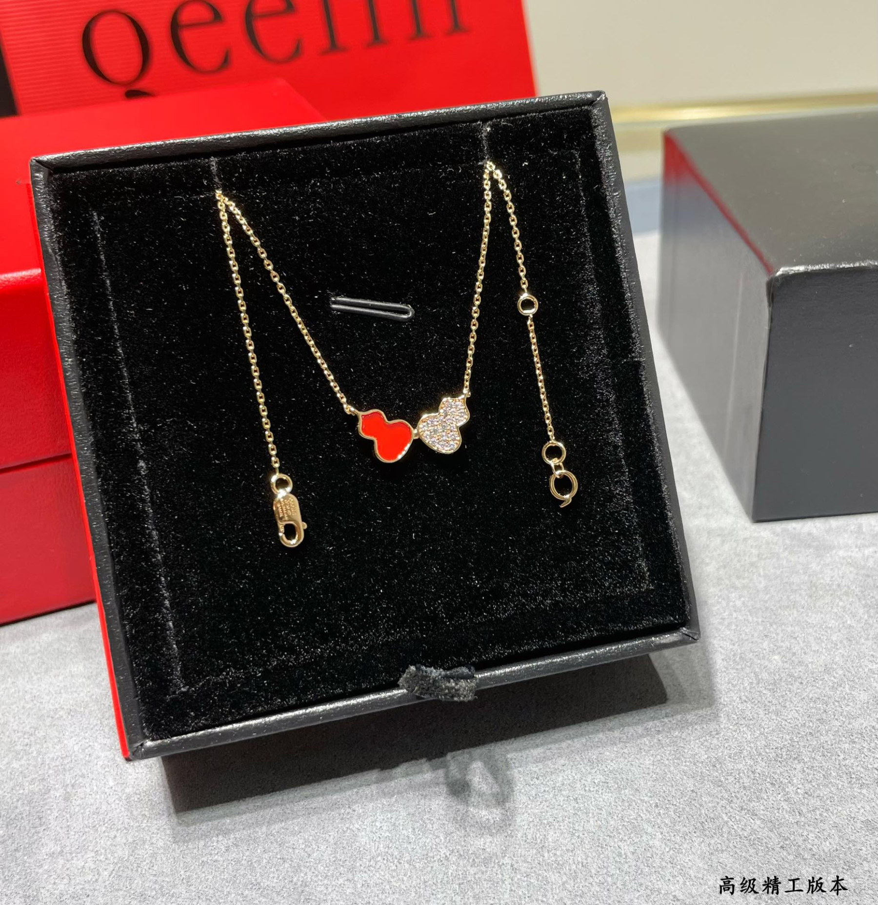 Qeelin Wulu Double Gourd Necklace
