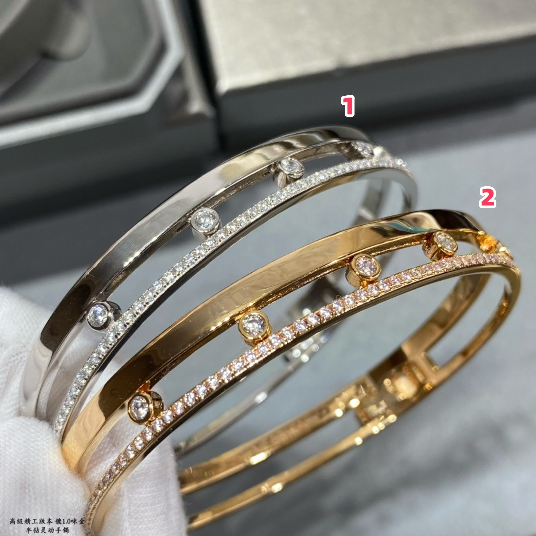 Mes1kaa half d1am0nd moving bracelet