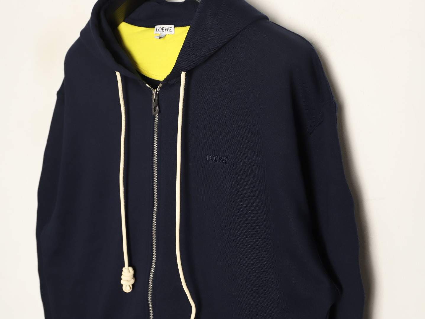 L0ew* Coats