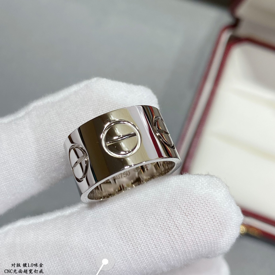 Ca*t1er polished extra wide LOVE nail ring