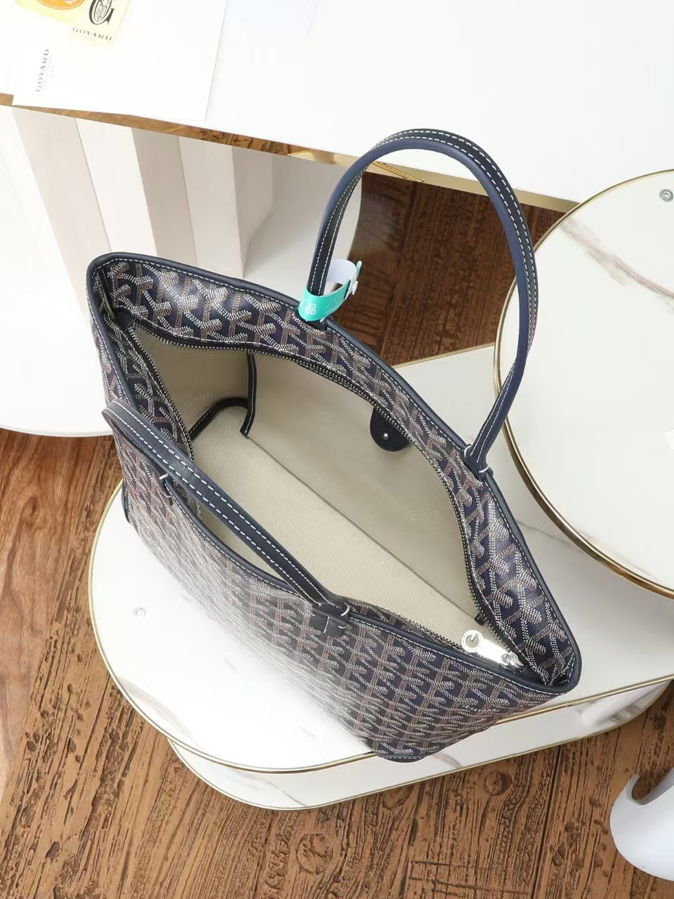 G09ard Artois Bag 25 x14 x30CM