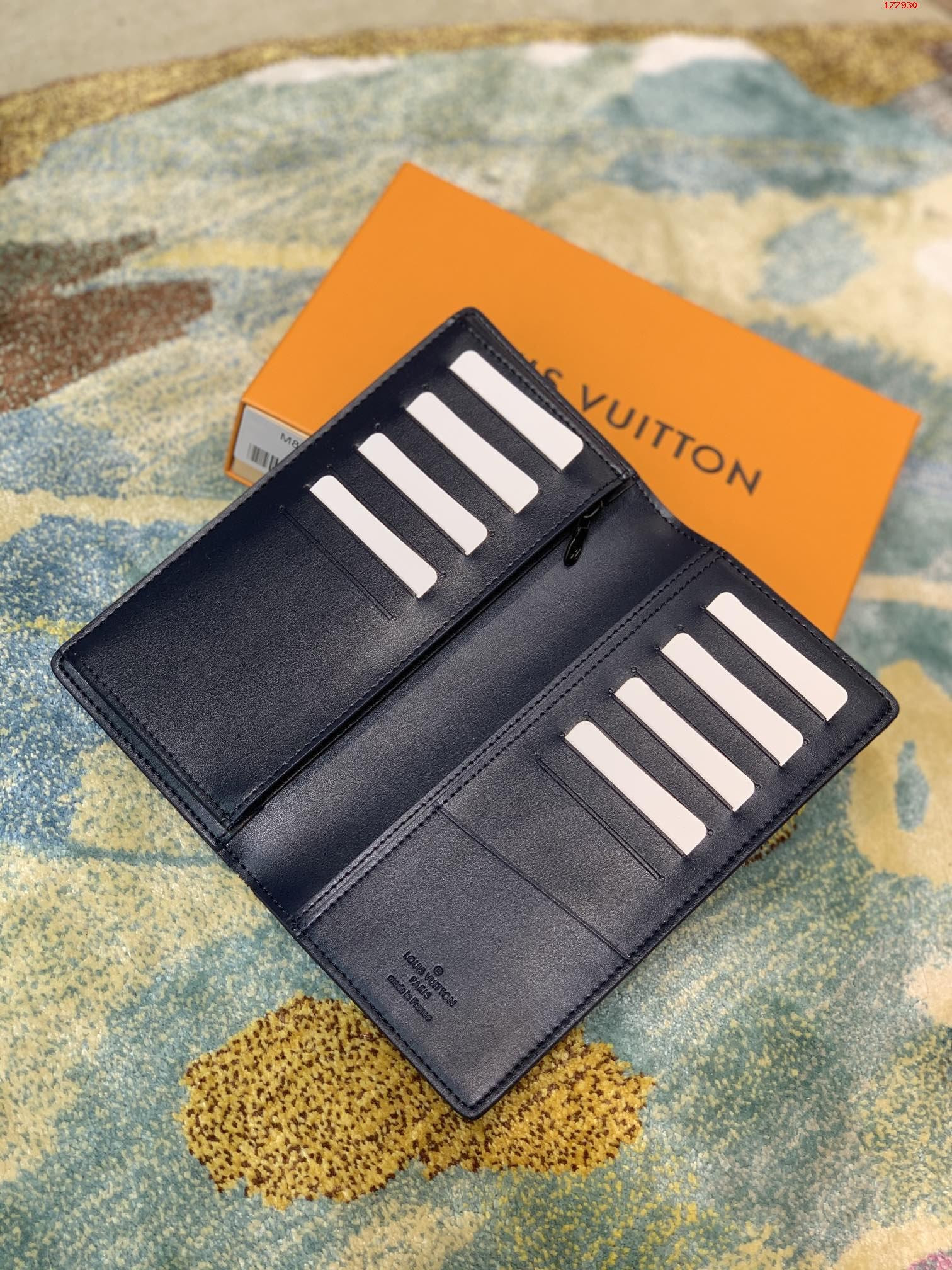 LV BRAZZA WALLET M80424