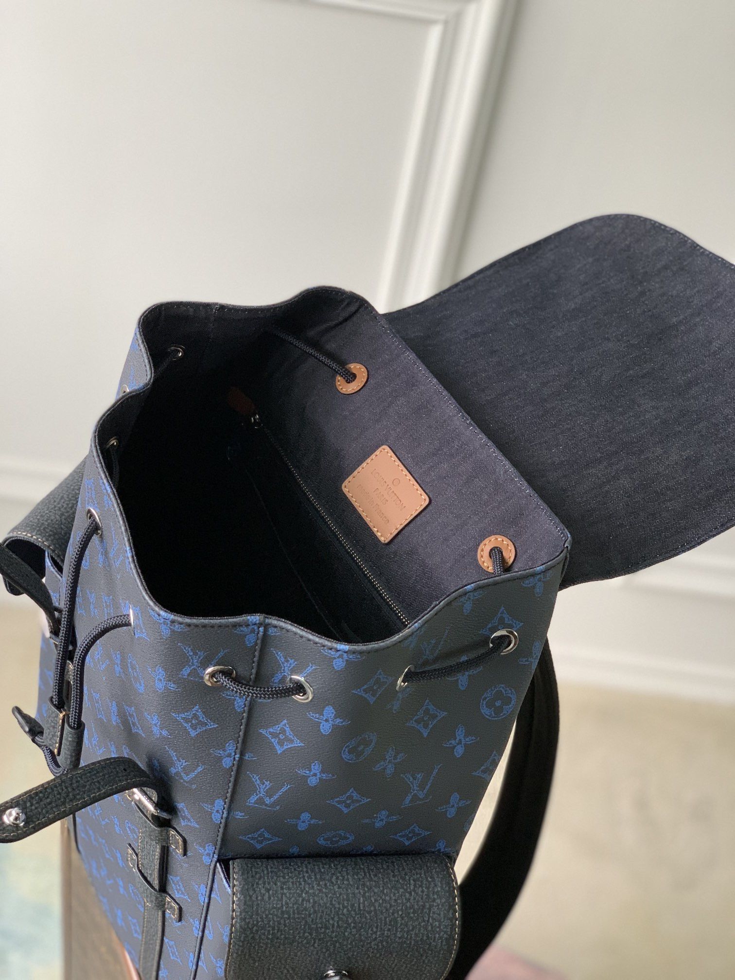 LV CHRISTOPHER MM M46338