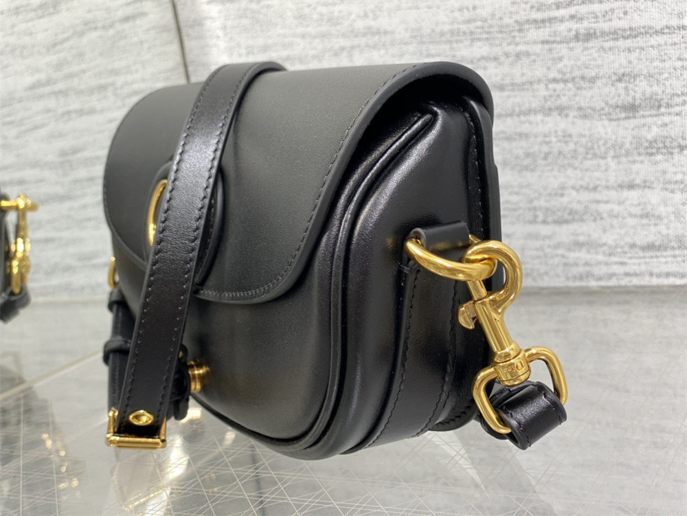 D10r BOBBY EAST-WEST BAG Latte Box Calfskin black