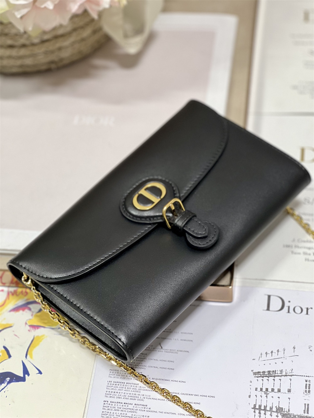 D10r BOBBY EAST-WEST POUCH WITH CHAIN Latte Smooth Calfskin Black