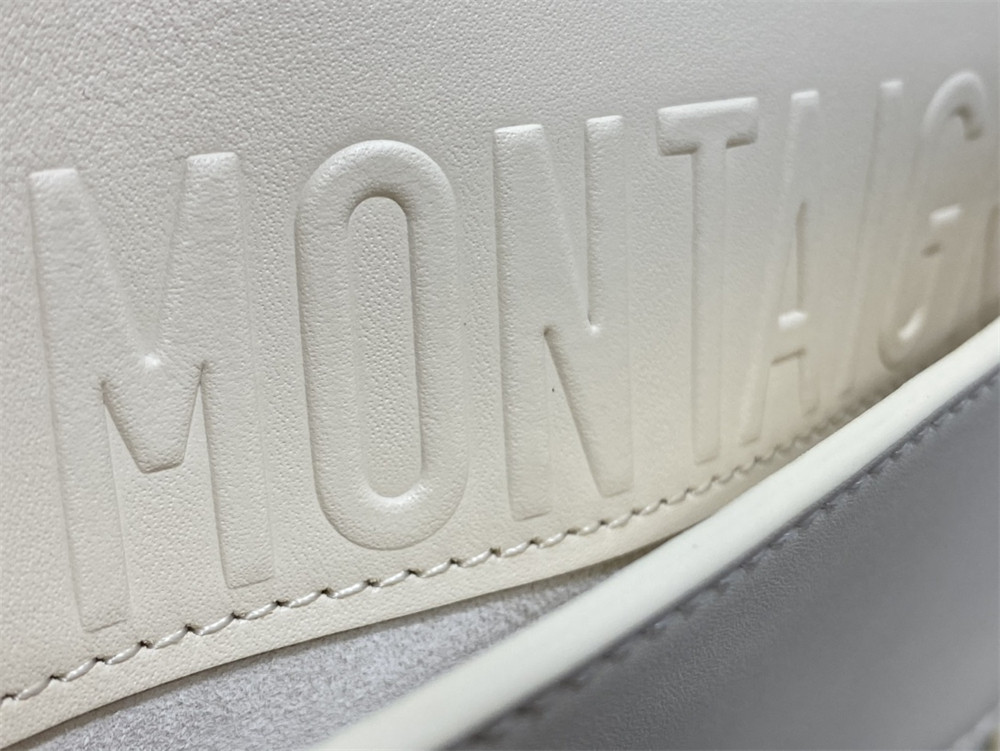 SMALL 30 MONTAIGNE AVENUE BAG WHITE Box Calfskin