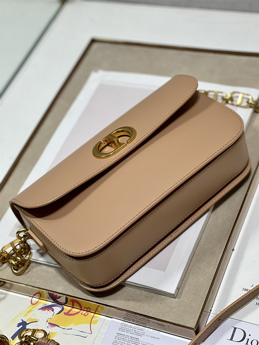 D10r 30 Montaigne Avenue Pink 22.5 x 12.5 x 6.5 cm