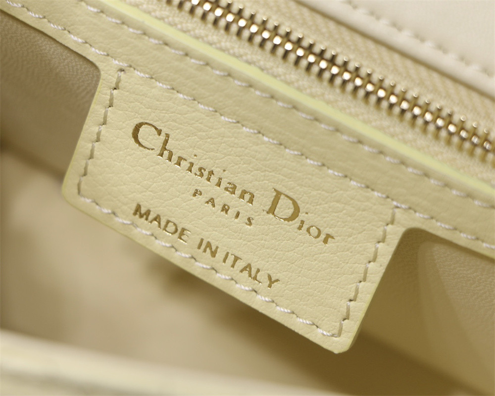 SMALL D10r CARO BAG Light Yellow S*pple Cannage Calfskin 20 x 12 x 7 cm