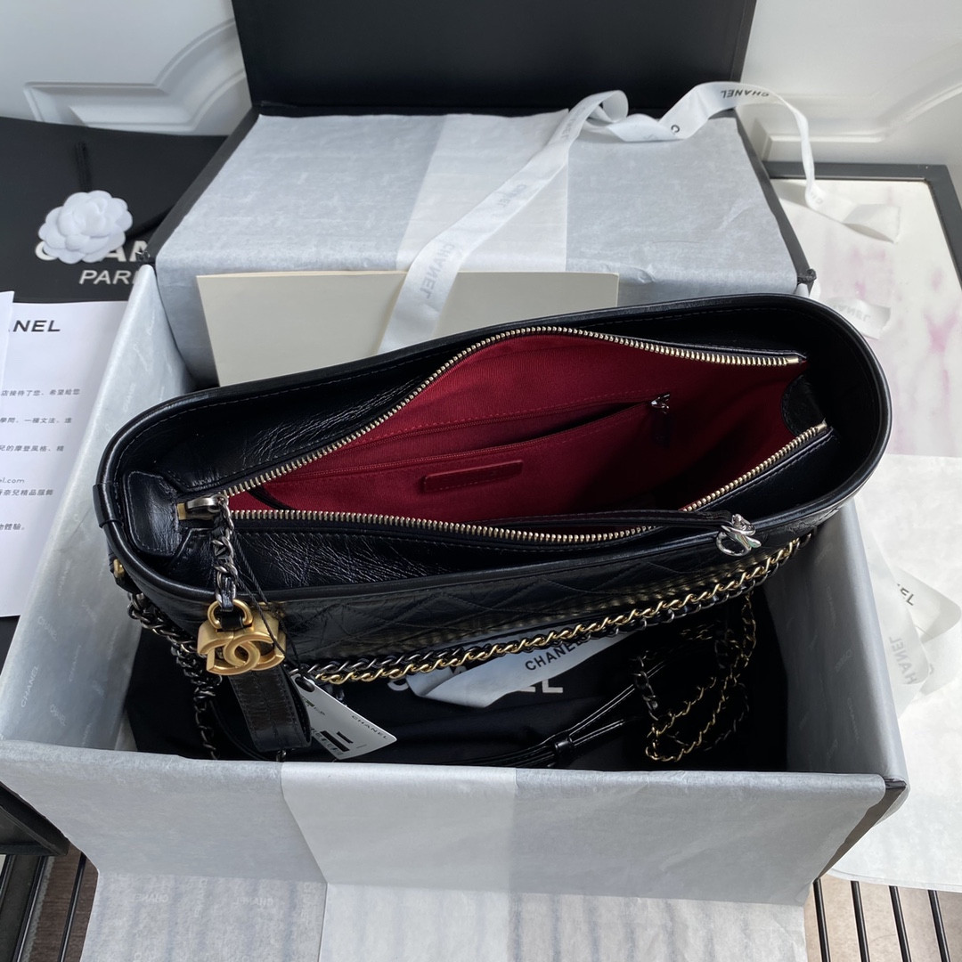 Ch**el Gabrielle MEDIUM BLACK 21 x 28 x 10cm