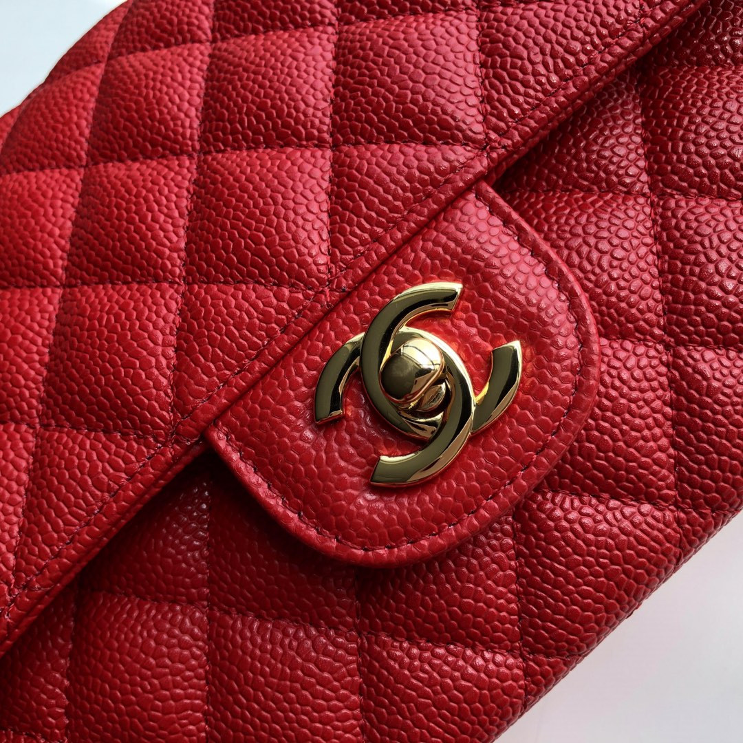 Ch**el CLASSIC HANDBAG GRAINED CALFSKIN & gold-TONE METAL SHINY red 6 × 9.9 × 2.5 in