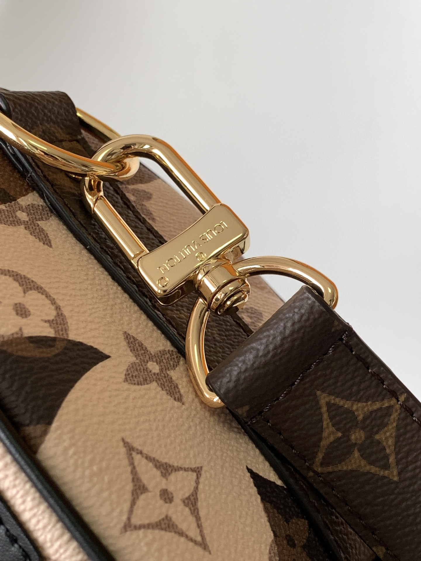 L0vis Vvtt0n Keepall Bandoulière 25 M46701 9.8 x 5.9 x 4.3 inches