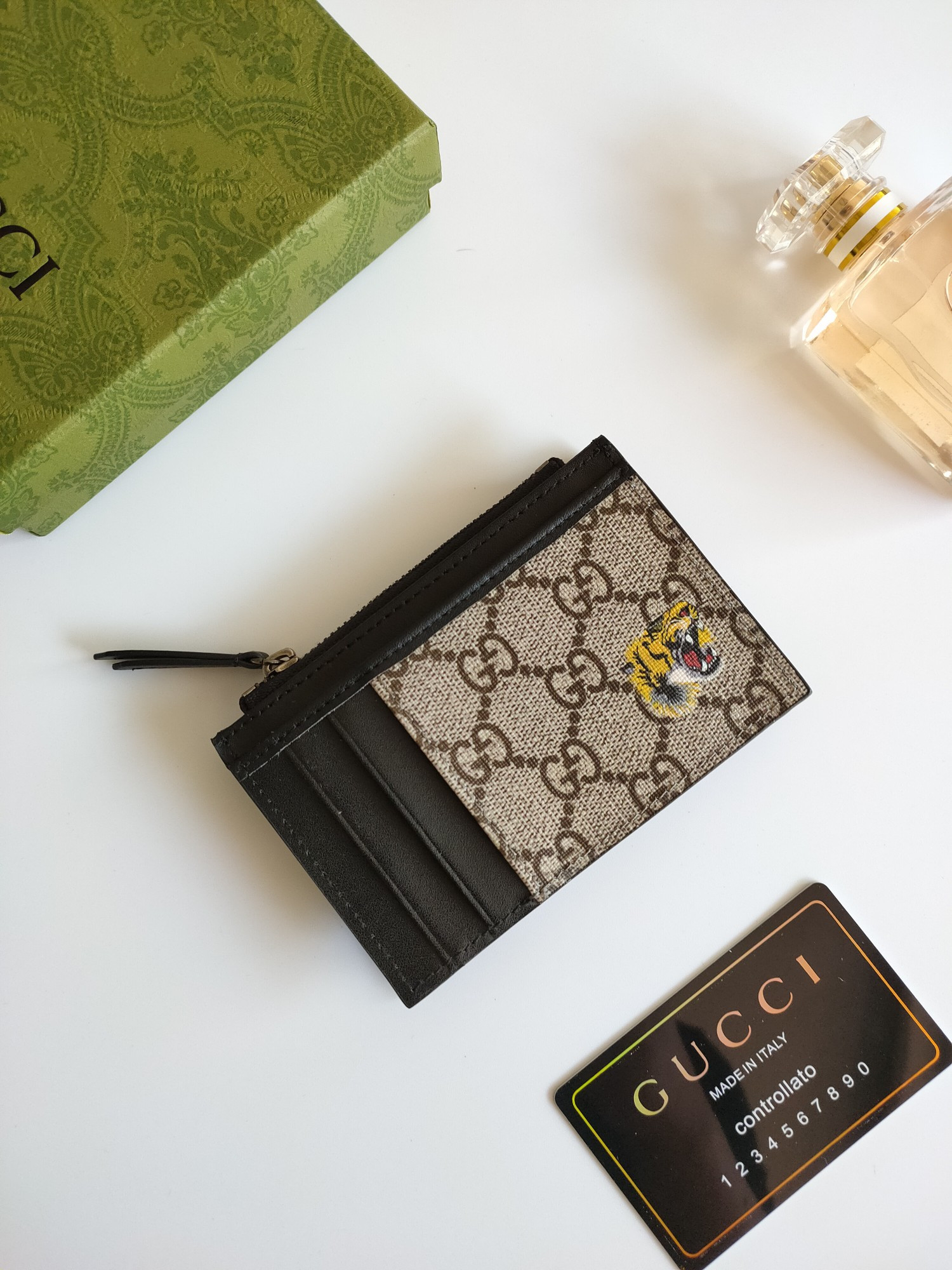 Gvc*1 GG  CARD CASE WALLET