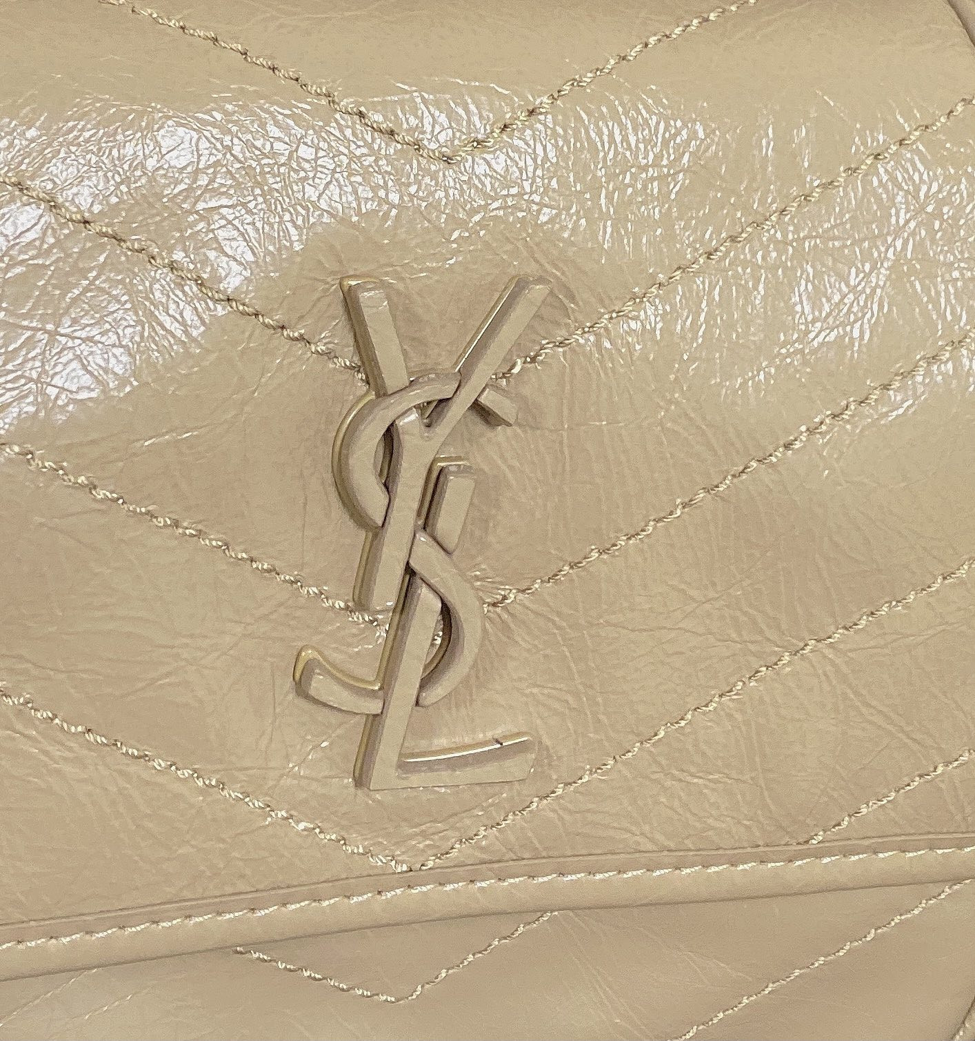 Y51 NIKI BABY IN VINTAGE LEATHER DARK BEIGE 8.2 X 6 X 2.9 INCHES