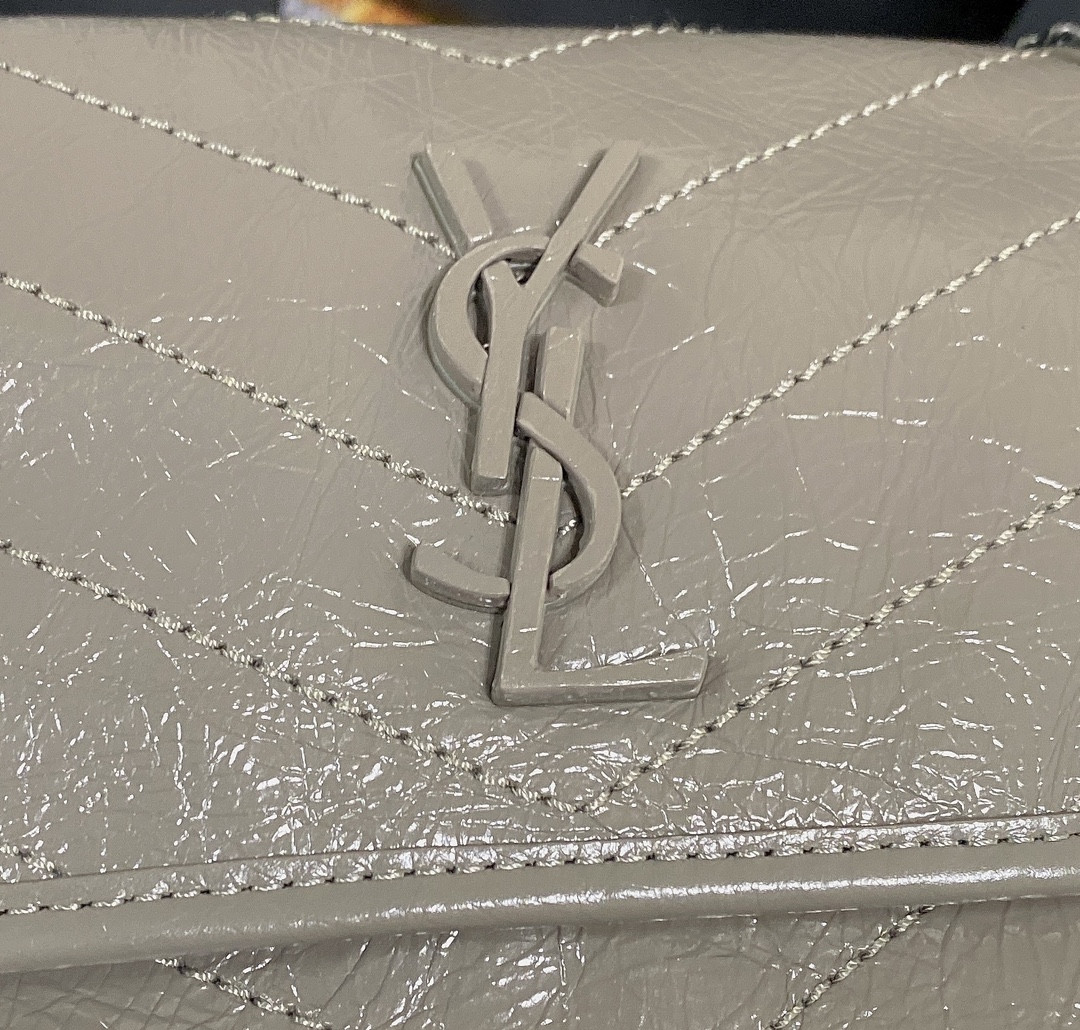 Y51 NIKI BABY IN VINTAGE LEATHER LIGHT GRAY 8.2 X 6 X 2.9 INCHES