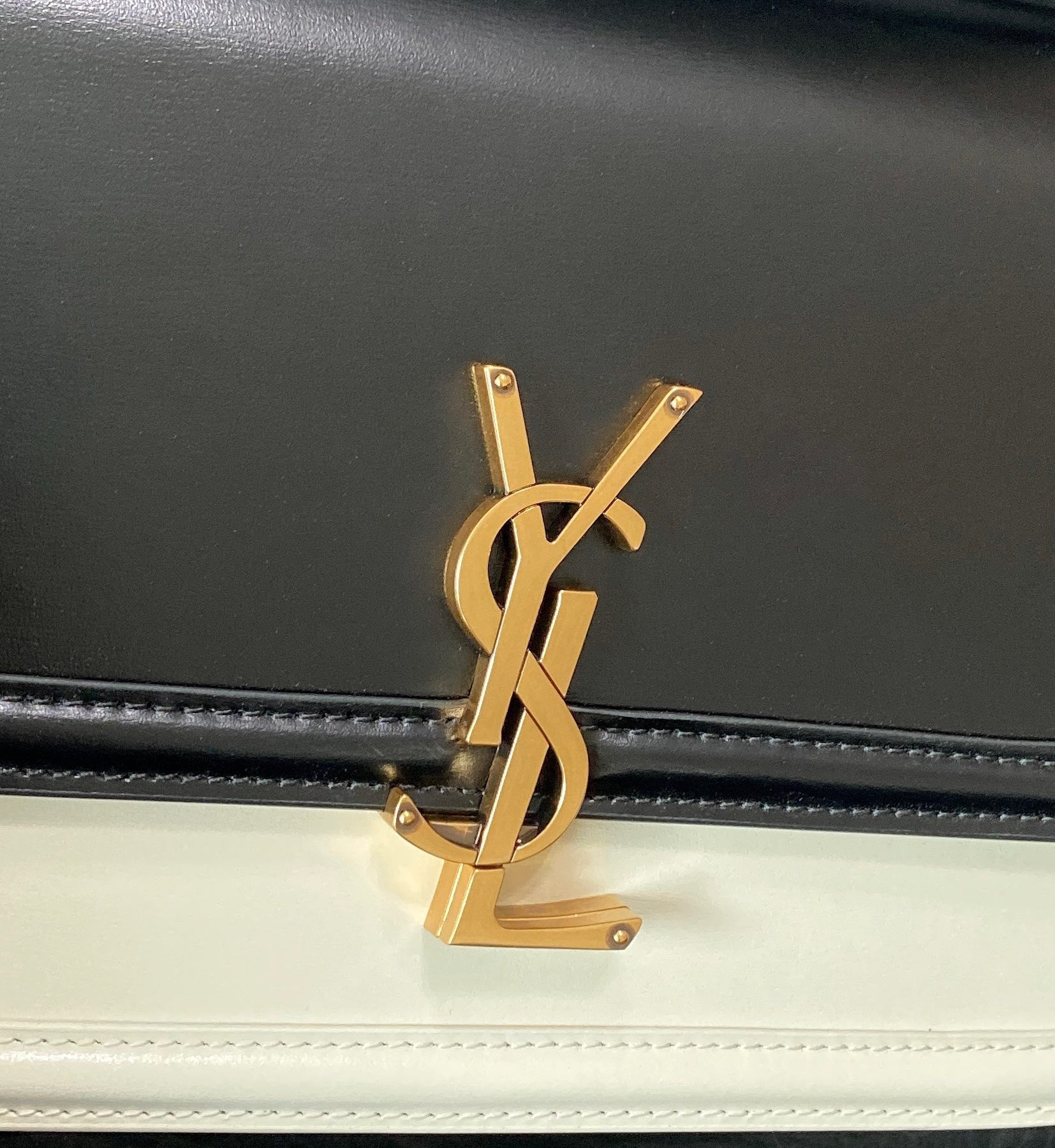 Y51 SOLFERINO MEDIUM SATCHEL IN BOX Sa1nt Lau*nt black white 9.1 X 6.3 X 2.4 INCHES