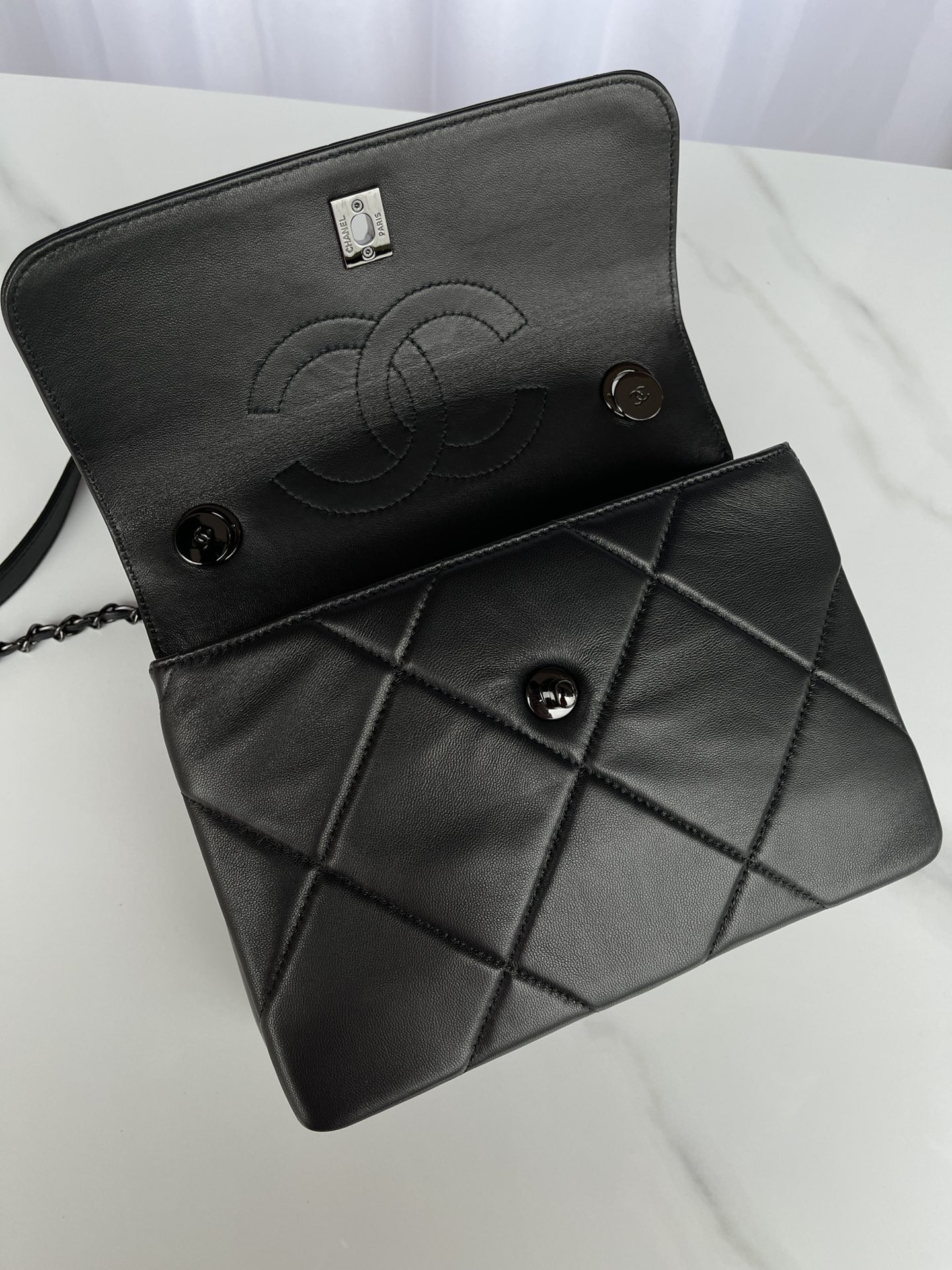 Ch**el FLAP BAG WITH TOP HANDLE 6.6 × 9.8 × 4.7 in