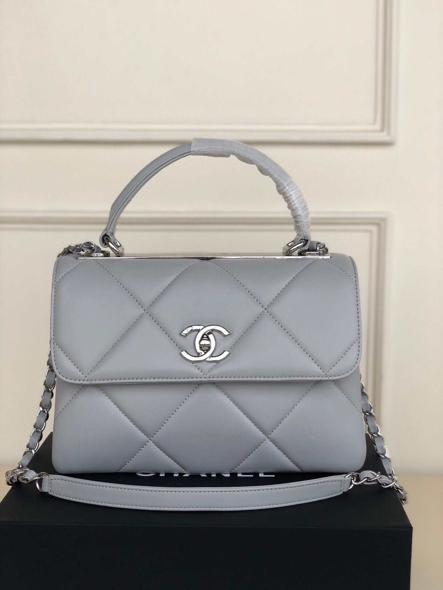 Ch**el FLAP BAG WITH TOP HANDLE 6.6 × 9.8 × 4.7 in