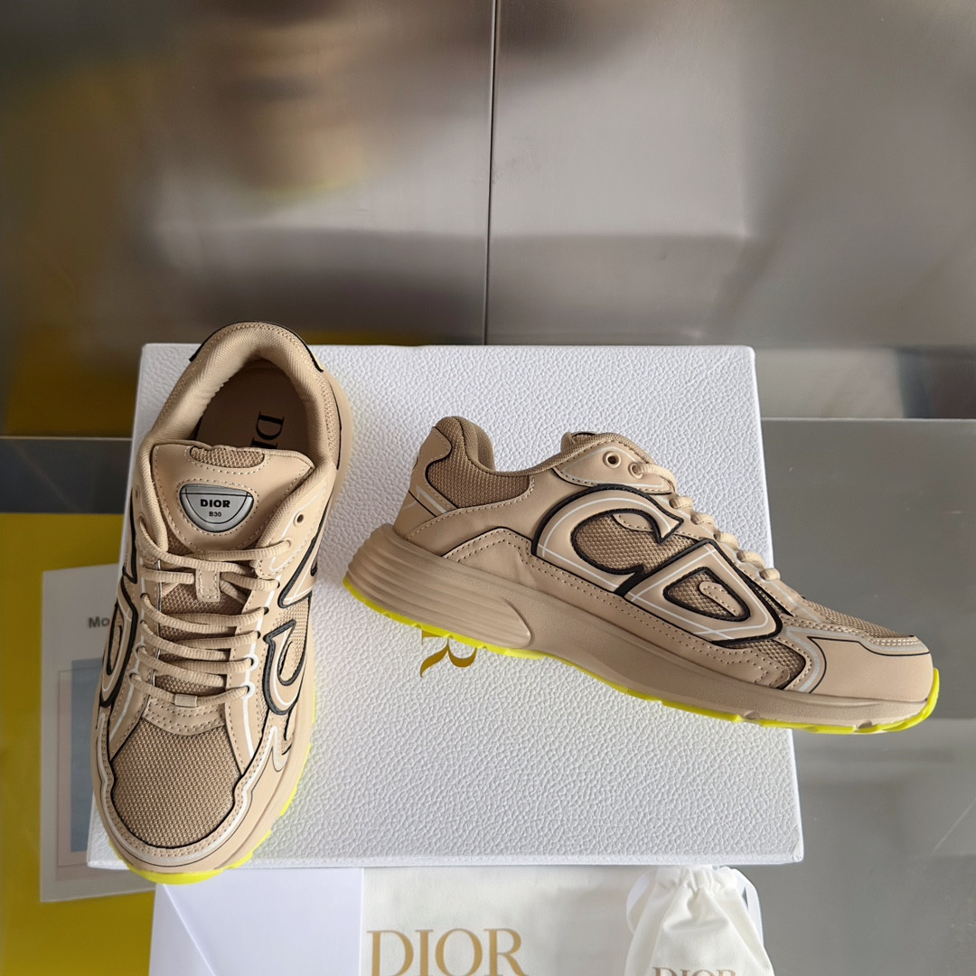 UA D10r B30 Sneaker Beige Mesh and Technical Fabric