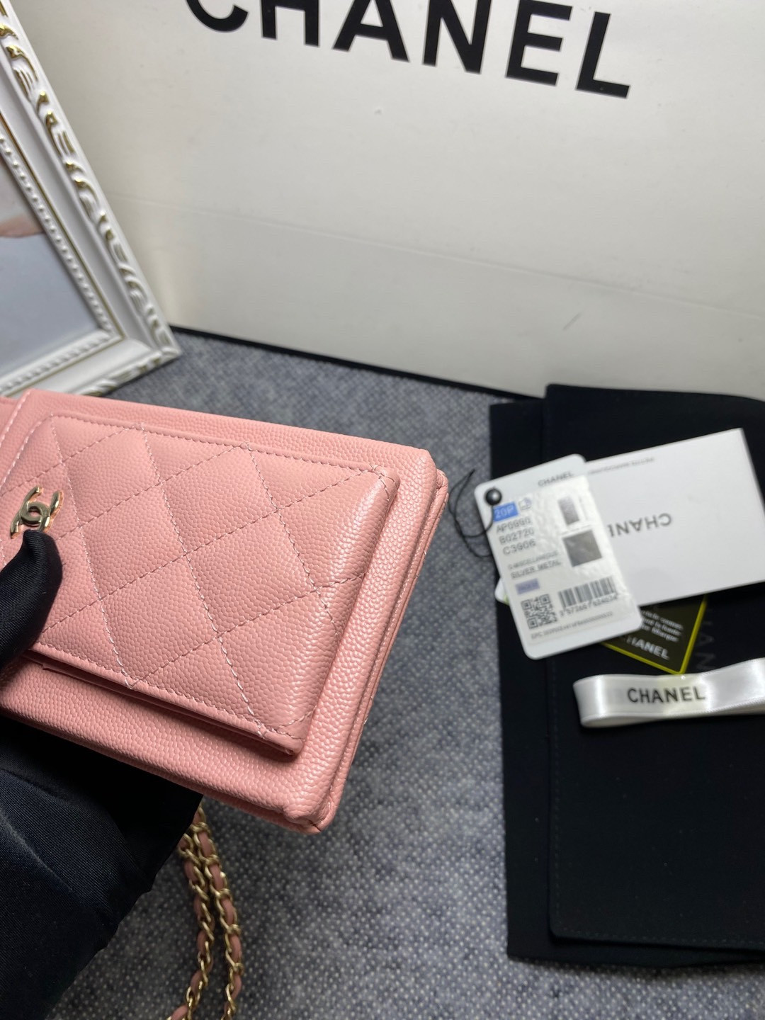 Ch**el LONG ZIPPED WALLET 19-11cm