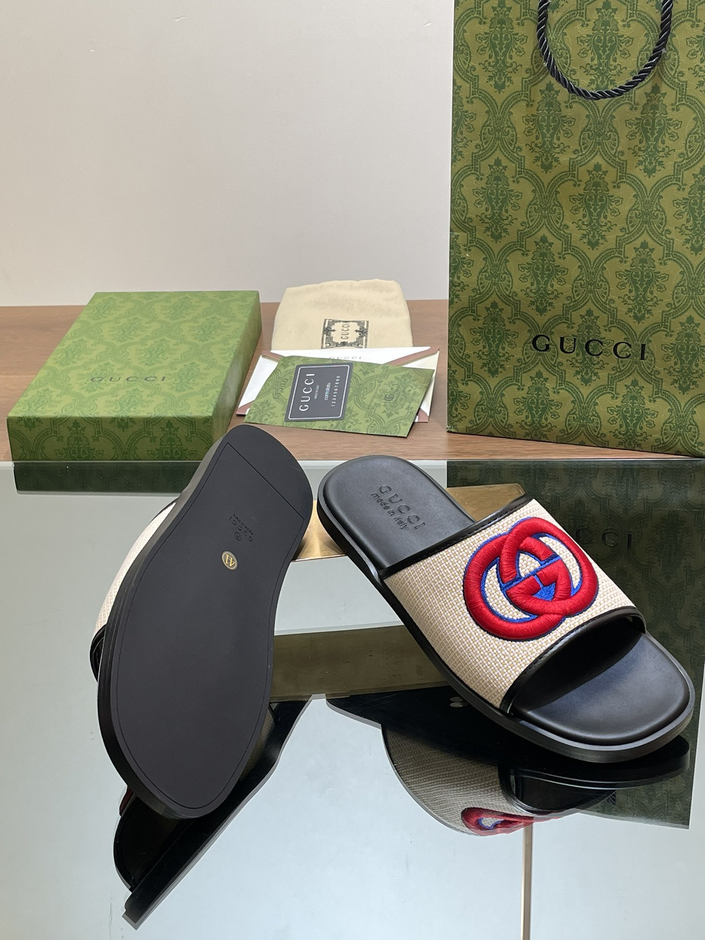 UA Gvc*1 INTERLOCKING G SLIDE SANDAL