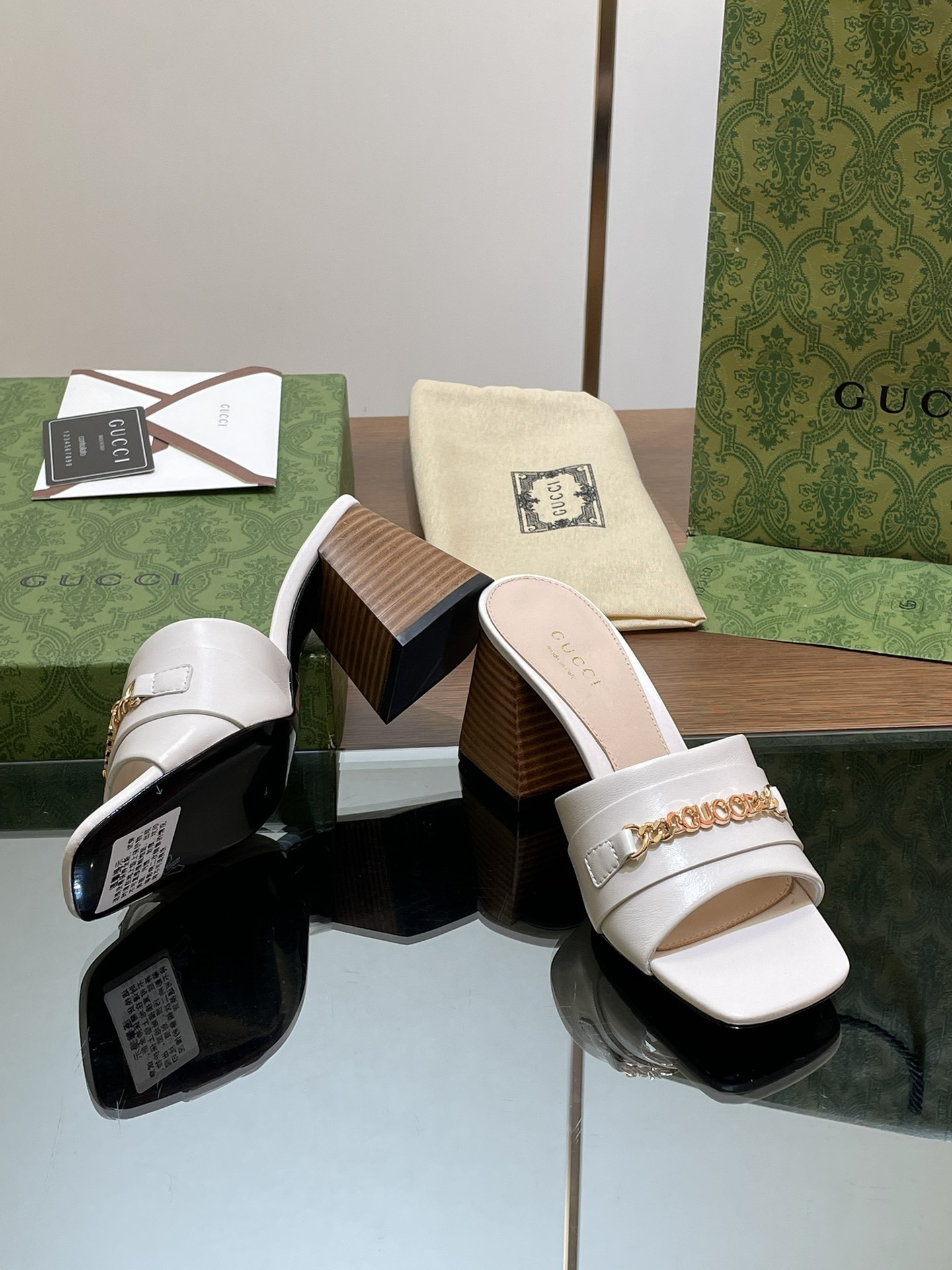 UA Gvc*1 SIGNORIA SLIDE SANDAL