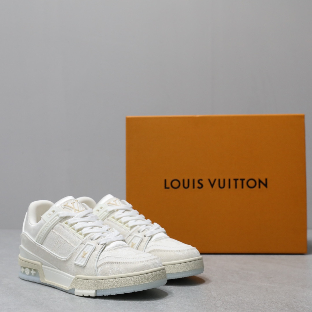UA LV Trainer Sneaker
