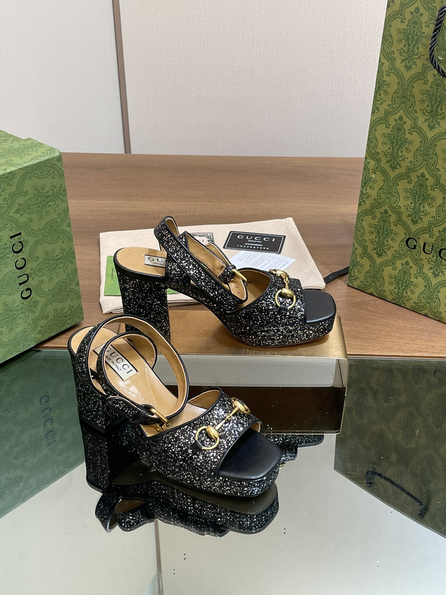 UA Gvc*1 HORSEBIT PLATFORM SANDAL