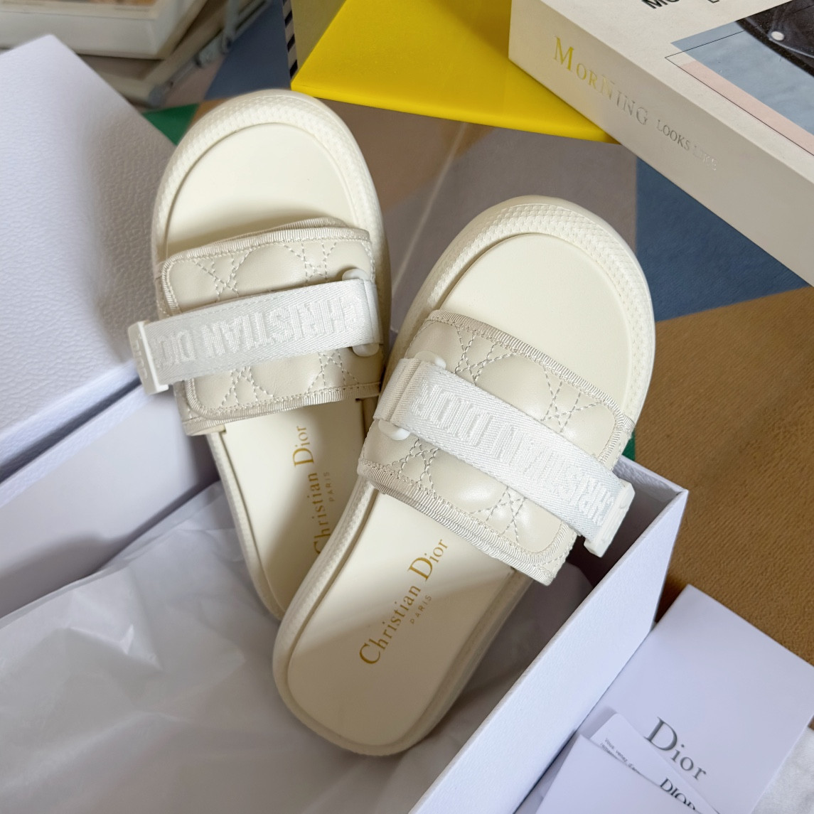 UA D10riviera Dio(r)evolution Slide White