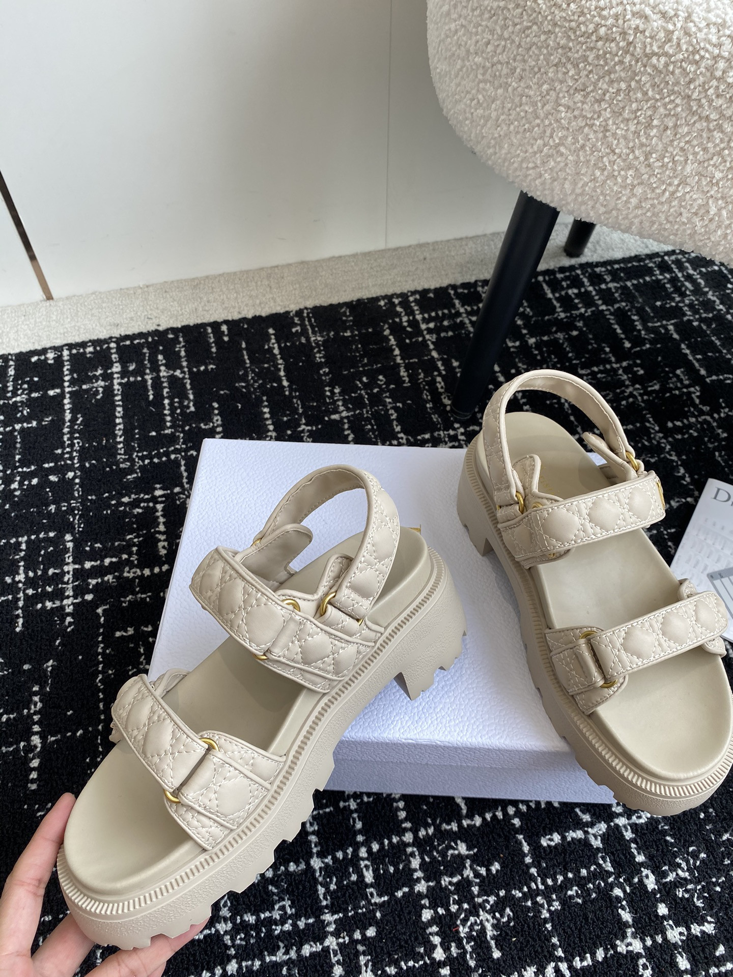 UA D10ract Platform Sandal