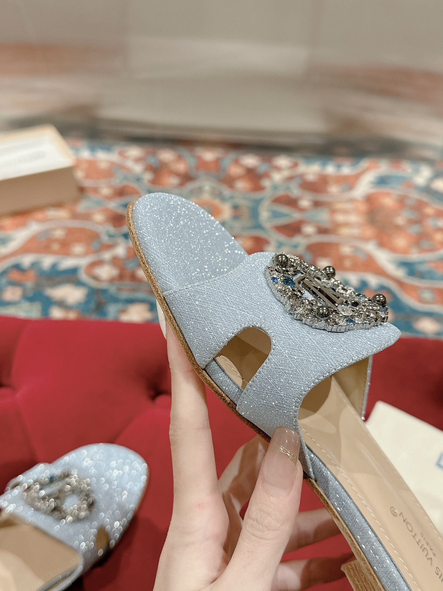 UA LV Flat Mule