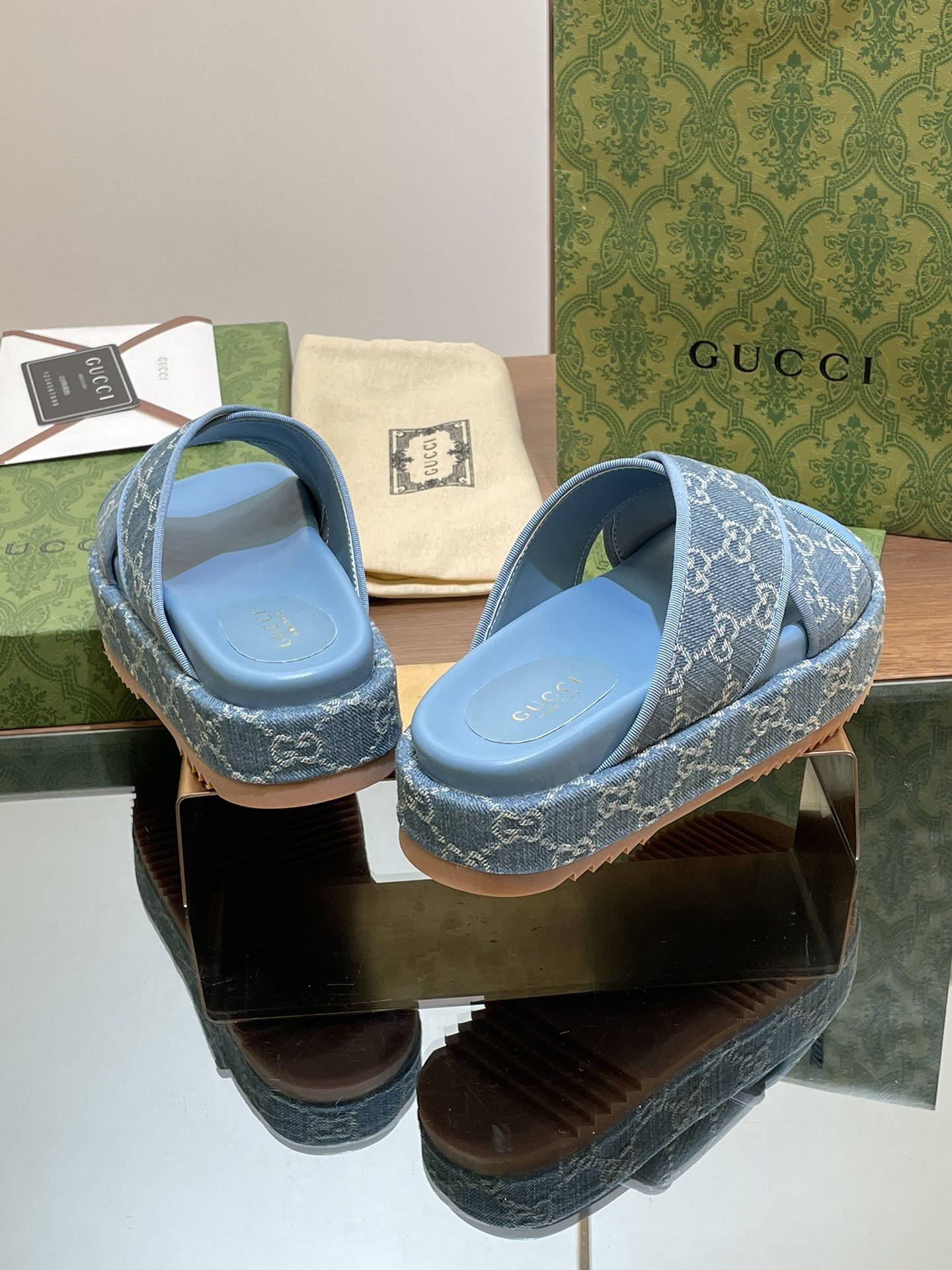 UA Gvc*1 WOMEN