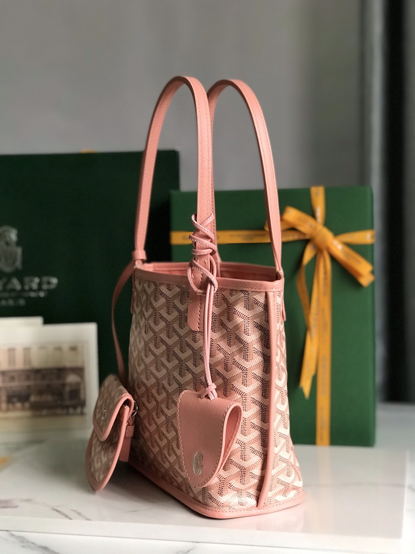 G09ard Anjou Mini Bag 20 cm x 10 cm x 20 cm