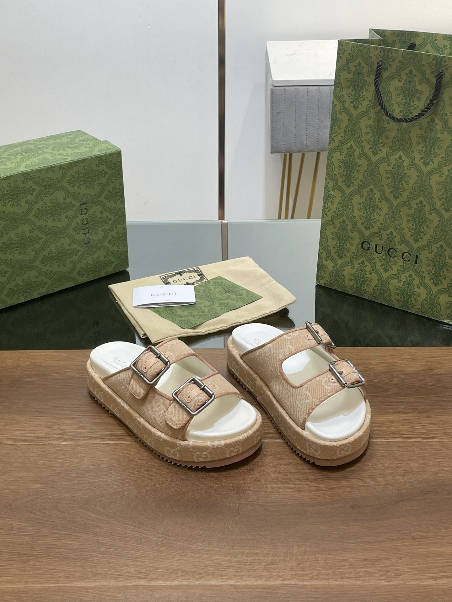 UA Gvc*1 SANDAL WITH DOUBLE G