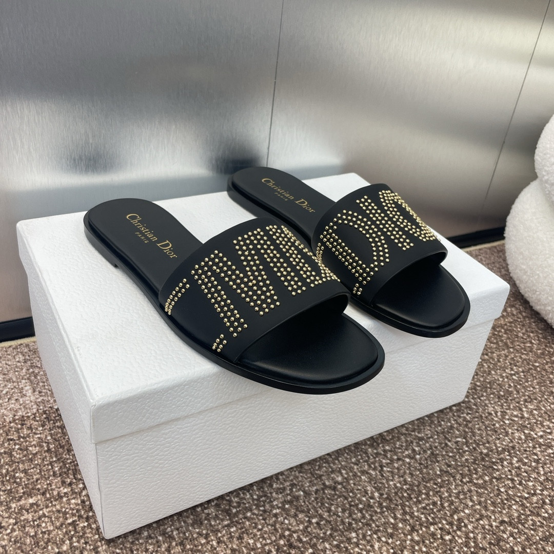 UA D10r Dway Slide