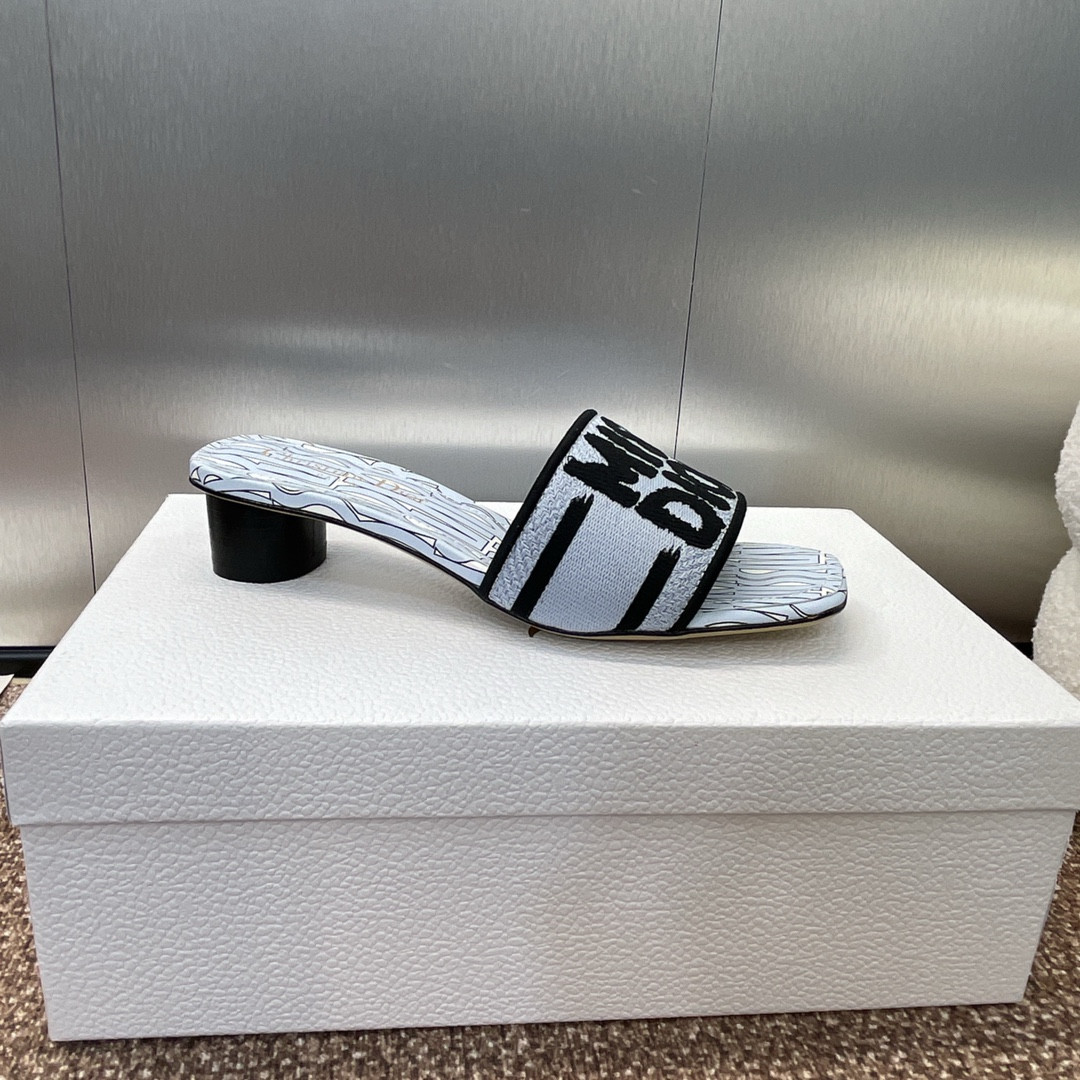UA D10r Dway Heeled Slide