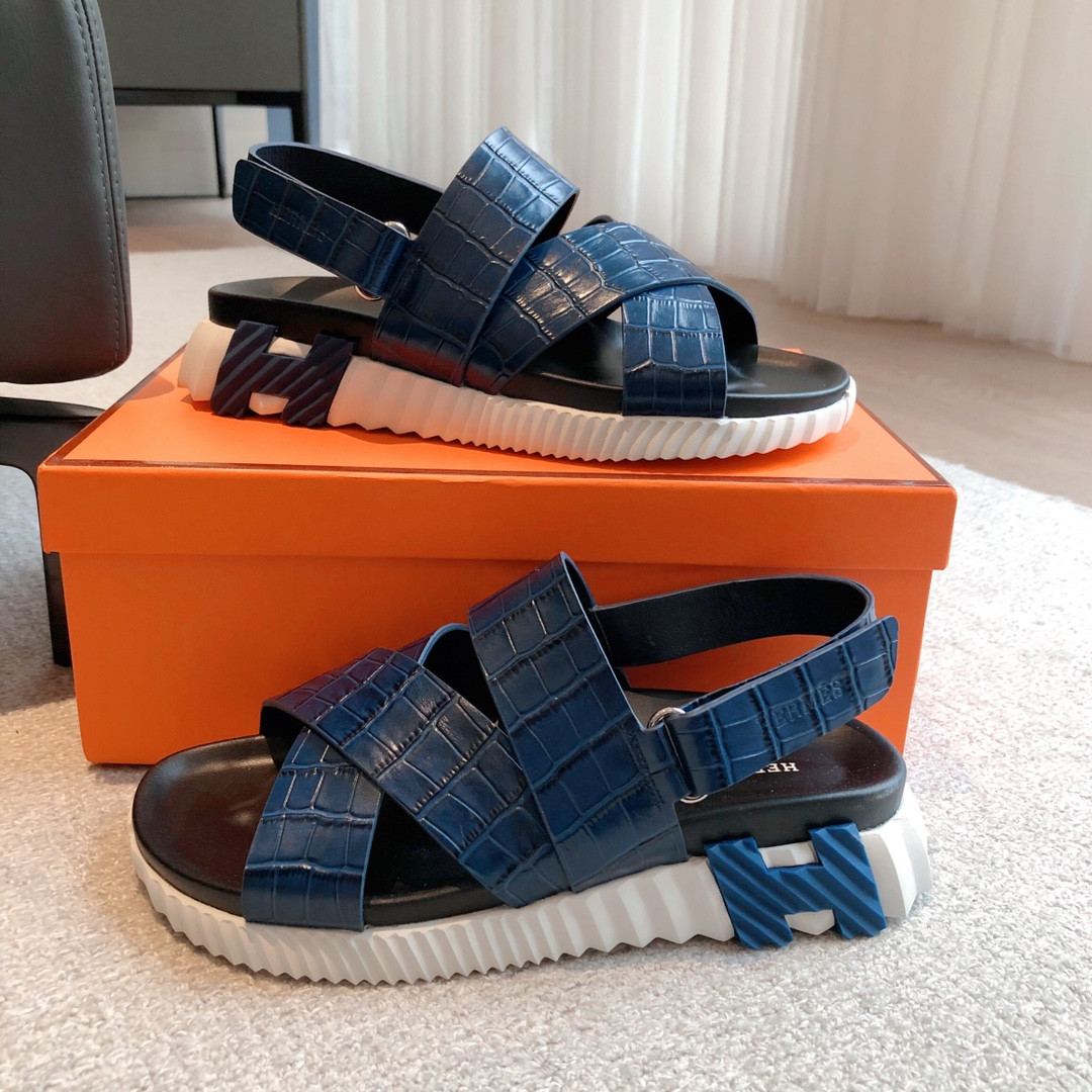 UA H**me5 Electric sandal
