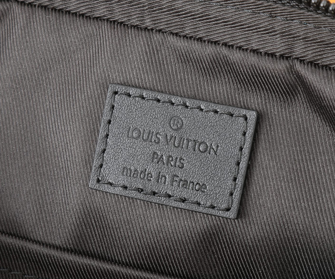 LV Trio Messenger M11648 25x18.5x7CM