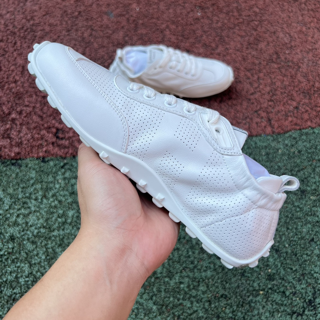 UA H**me5 In Sneaker