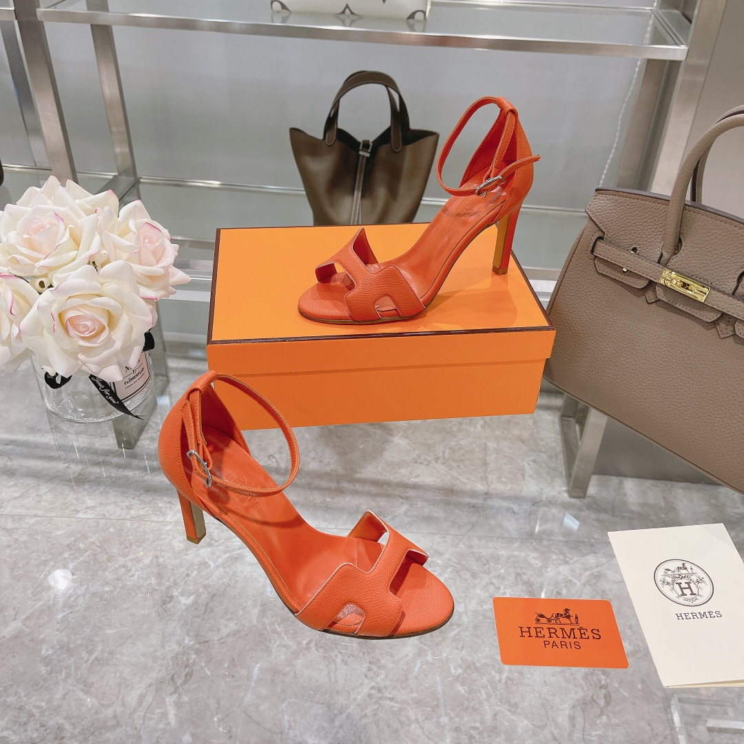 UA H**me5 Heeled Sandal