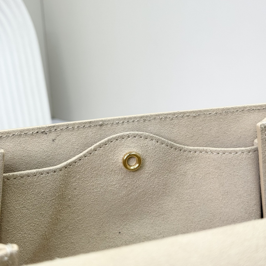 L0r0 P1ana Small Ghiera Bag 23x16x8 cm
