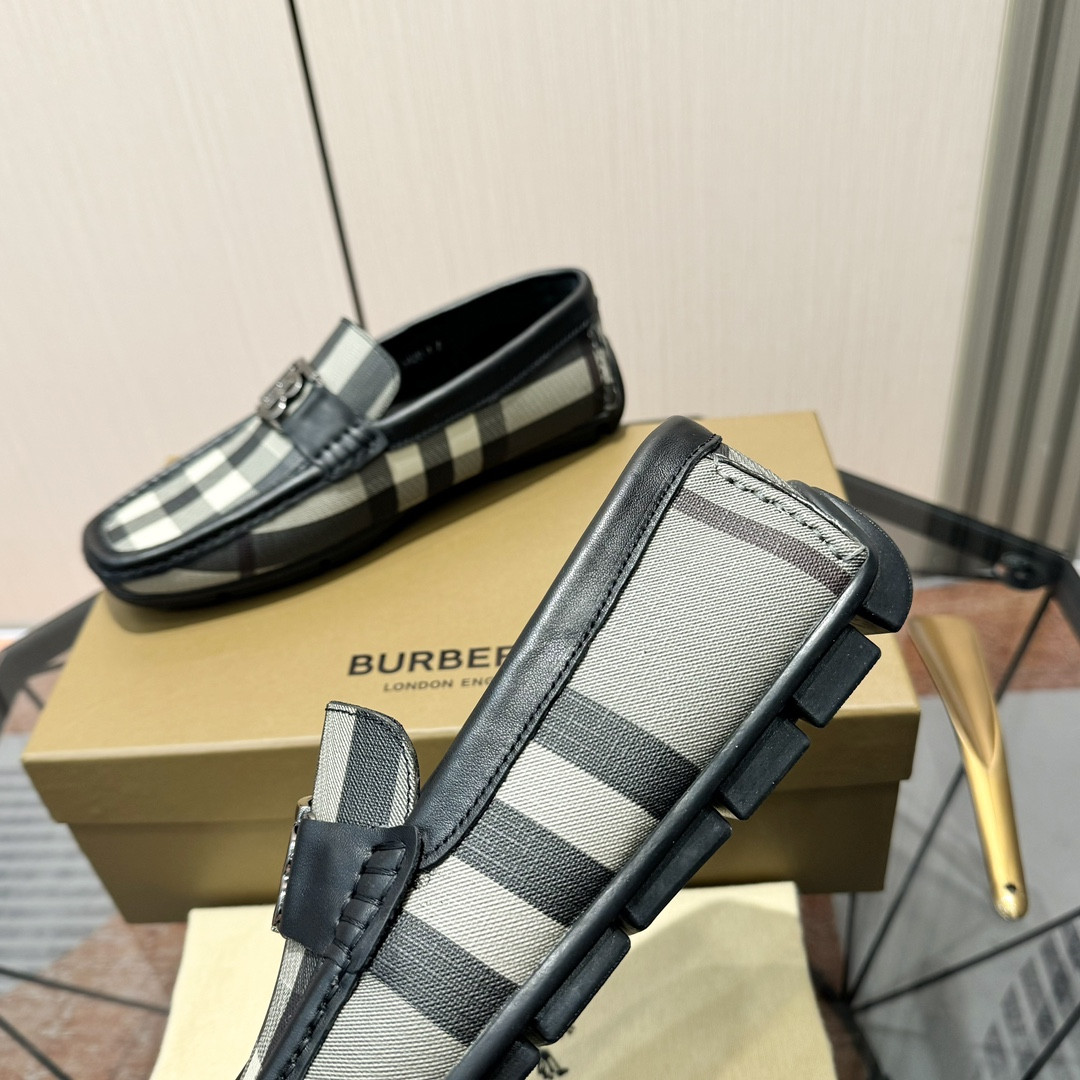 UA Bv*b*rry Check Loafers