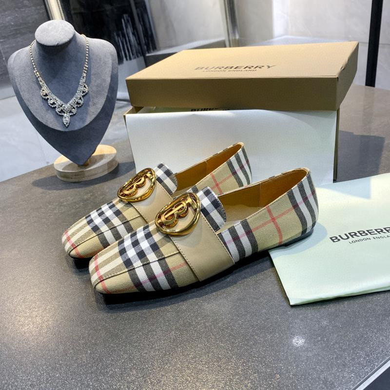 UA Bv*b*rry Check Loafers
