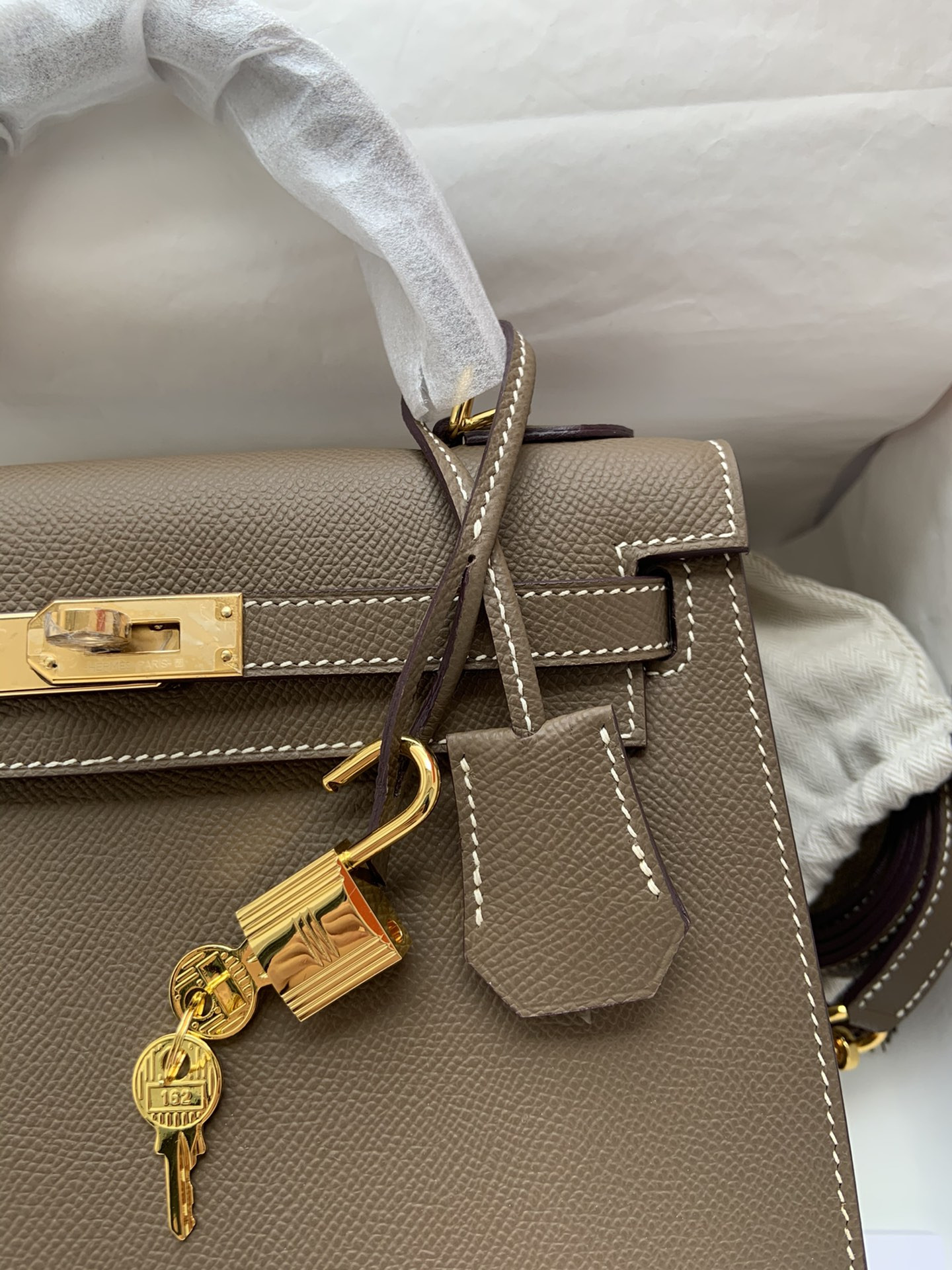 H**me5 Kelly Gold-tone Hardware 25 28